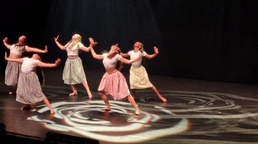 Compagnie Junior DansClub.fr
